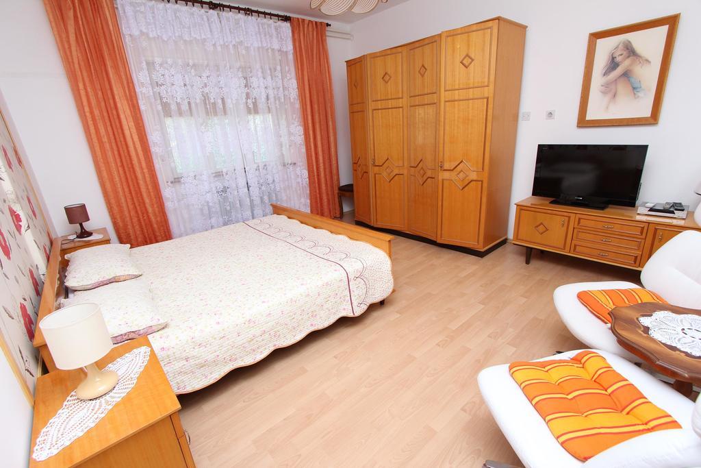 Apartments Goga 로비니 외부 사진