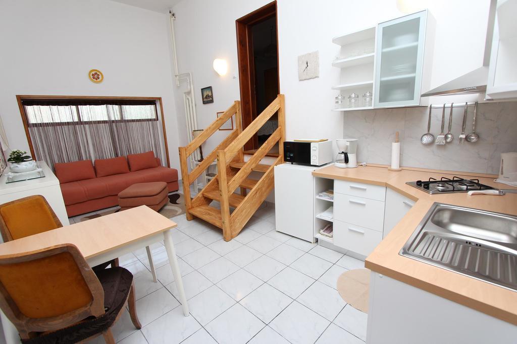 Apartments Goga 로비니 외부 사진