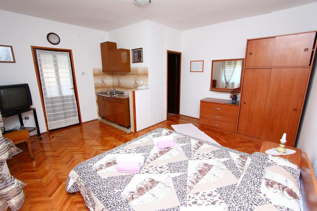 Apartments Goga 로비니 외부 사진